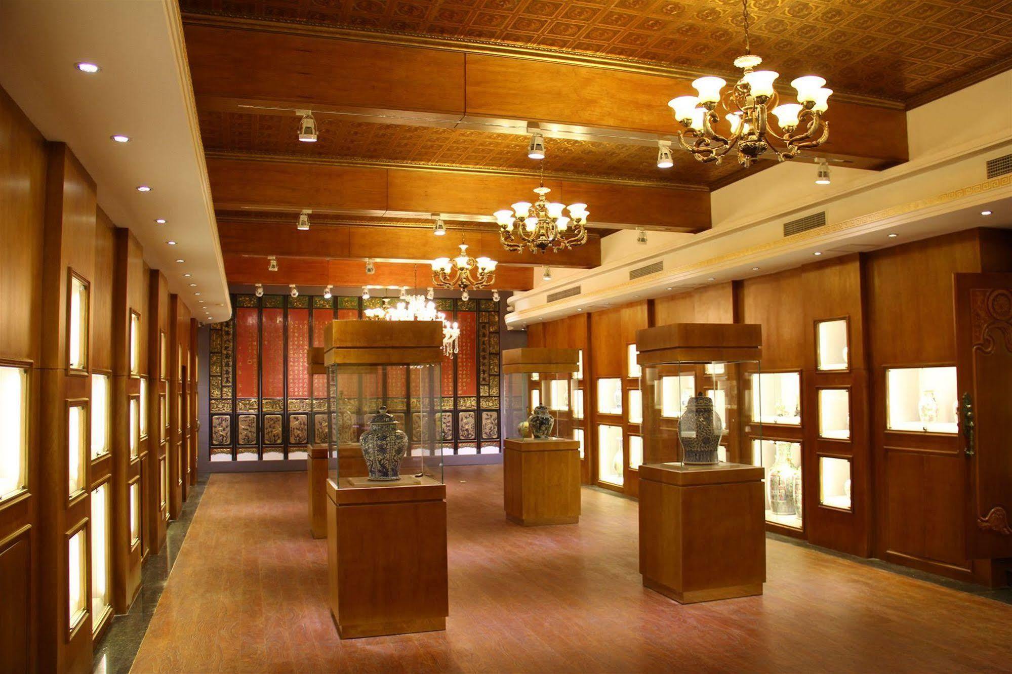 Beijing Imperial Courtyard Hotel Exterior photo